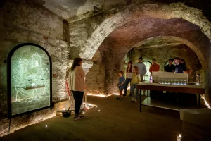 Paleis Lofen als historische attractie (Tinker Imagineers)